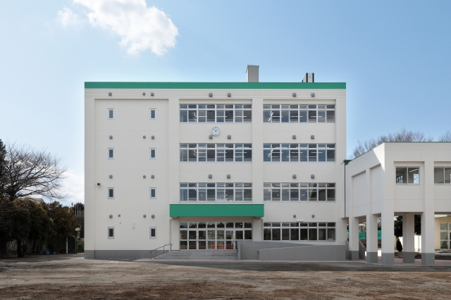 大和市立中央林間小学校　増築棟